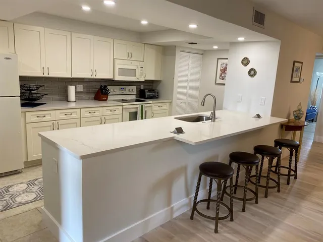 $2,650 | 955 Dotterel Road, Unit 2208, Delray Beach, FL 33444