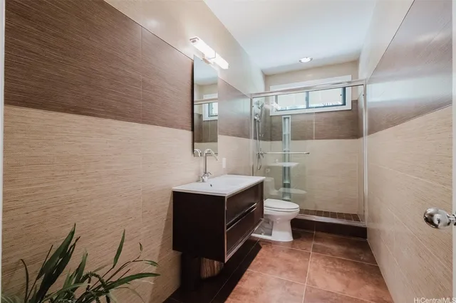 $4,999,000 | 5949 Kalanianaʻole Highway, Unit A, Honolulu, HI 96821