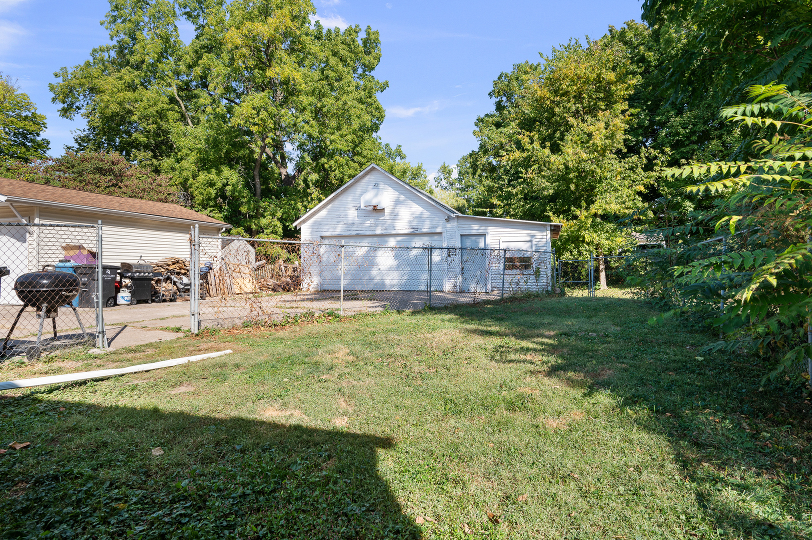 1619 20th Avenue Rock Island, IL 61201 - Photo 20 of 24 a view of a house with a yard