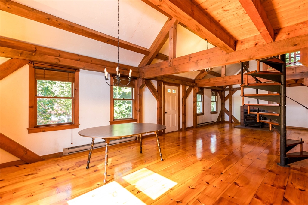 110 Red Brook Road Falmouth, MA 02536 - Photo 4 of 25 Gallery Image 4