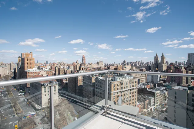 $13,500,000 | 212 West 72nd Street, Unit PHS | Upper West Side