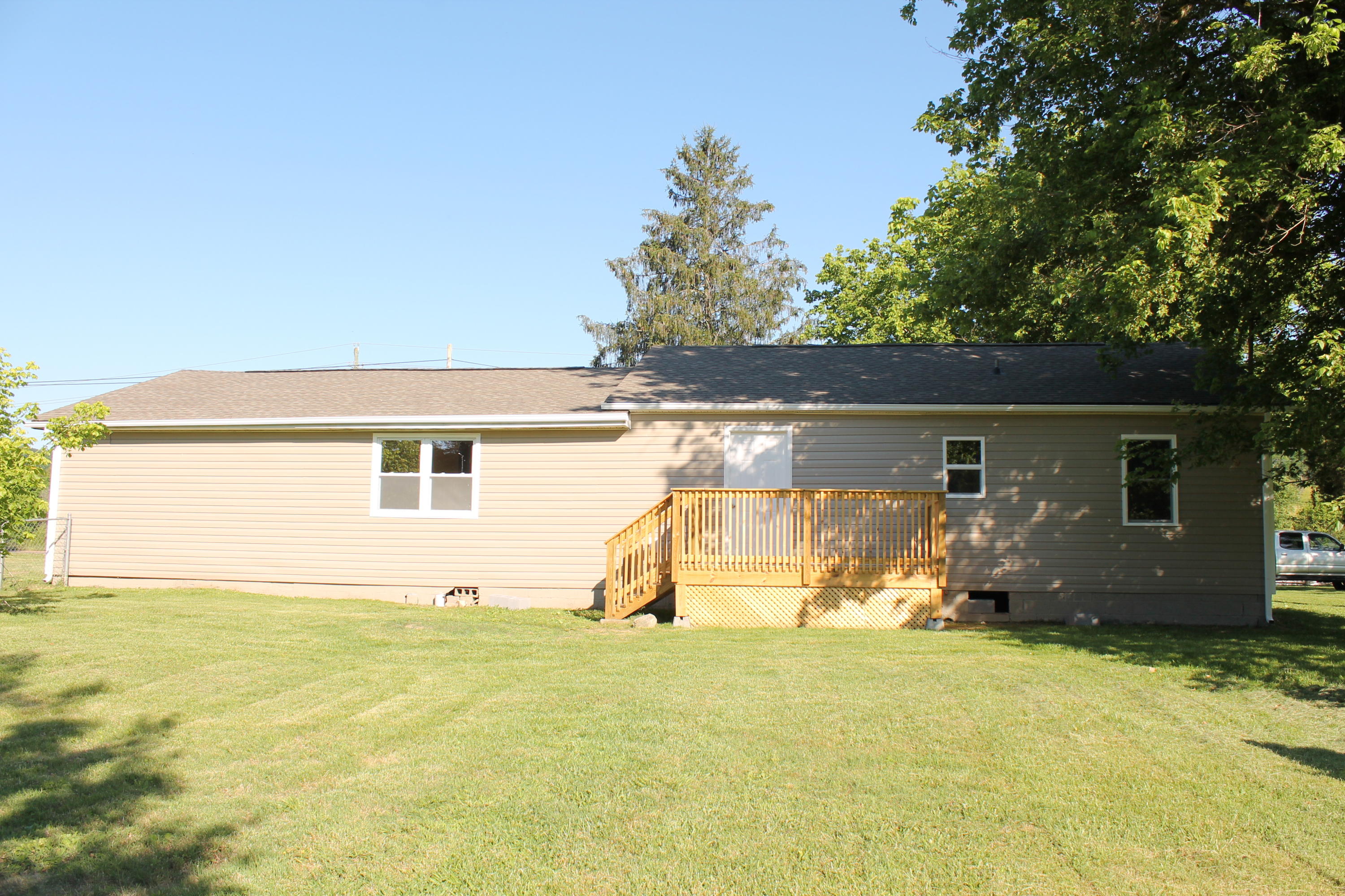2094 Hickory Valley Road Maynardville, TN 37807 - Photo 4 of 14 Back