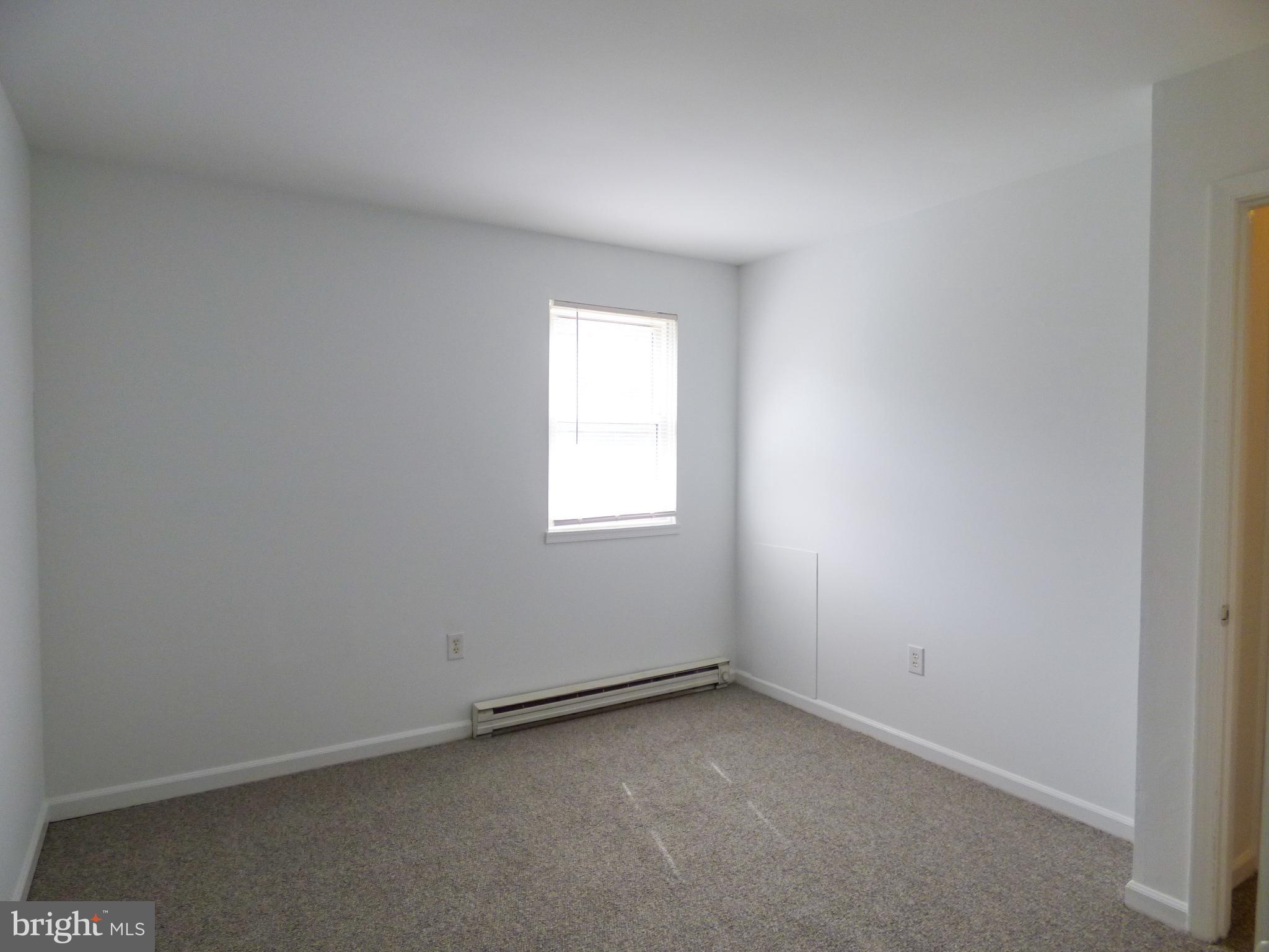 2791 Pineview Drive York, PA 17408 - Photo 13 of 23 an empty room with a window