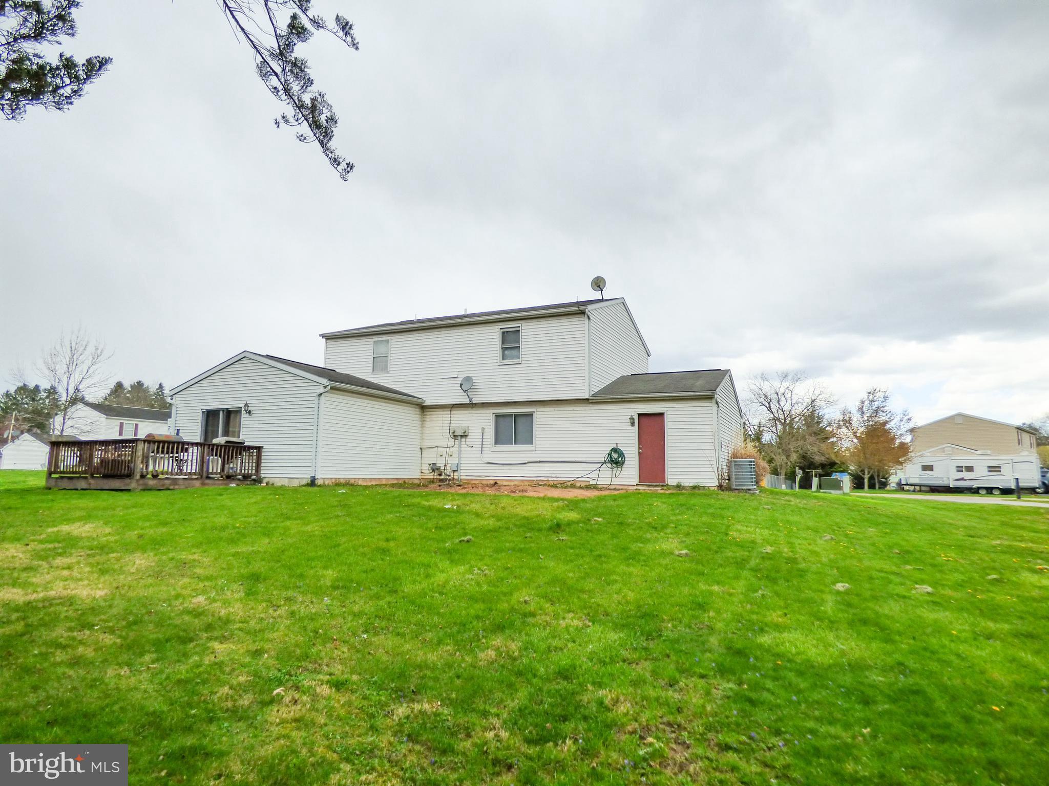 2791 Pineview Drive York, PA 17408 - Photo 4 of 23 a house view with a garden space