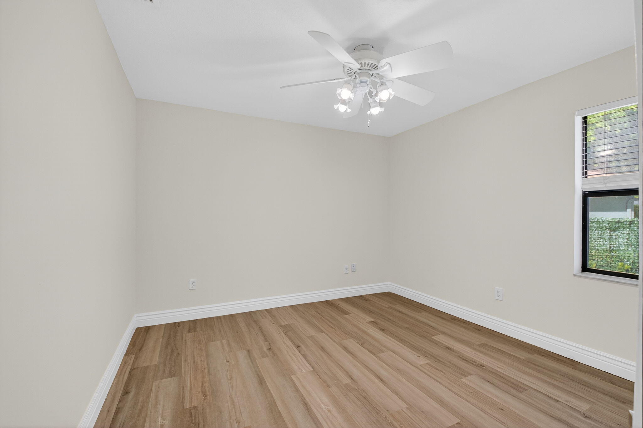 10141 Dara Court Boca Raton, FL 33428 - Photo 43 of 53 36-web-or-mls-DSC_9279