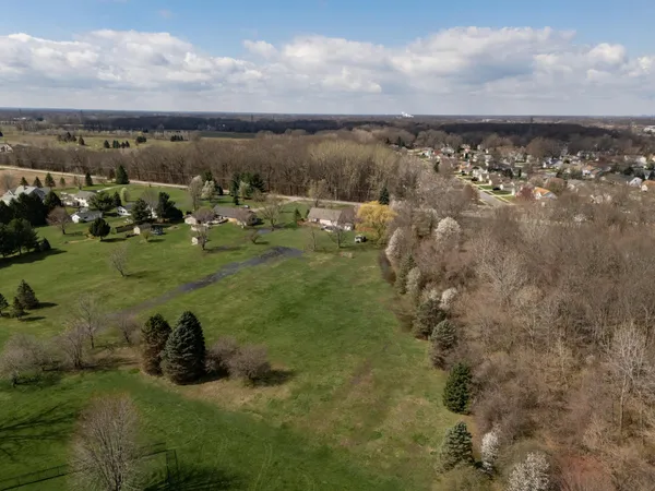 $499,000 | 893 Pearson Road, Chesterton, IN 46304