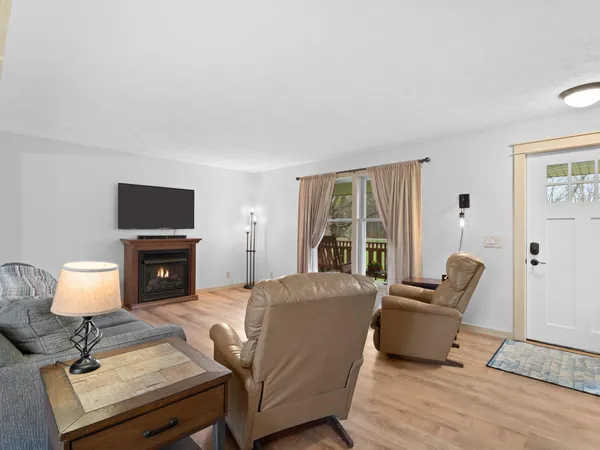 $499,000 | 893 Pearson Road, Chesterton, IN 46304