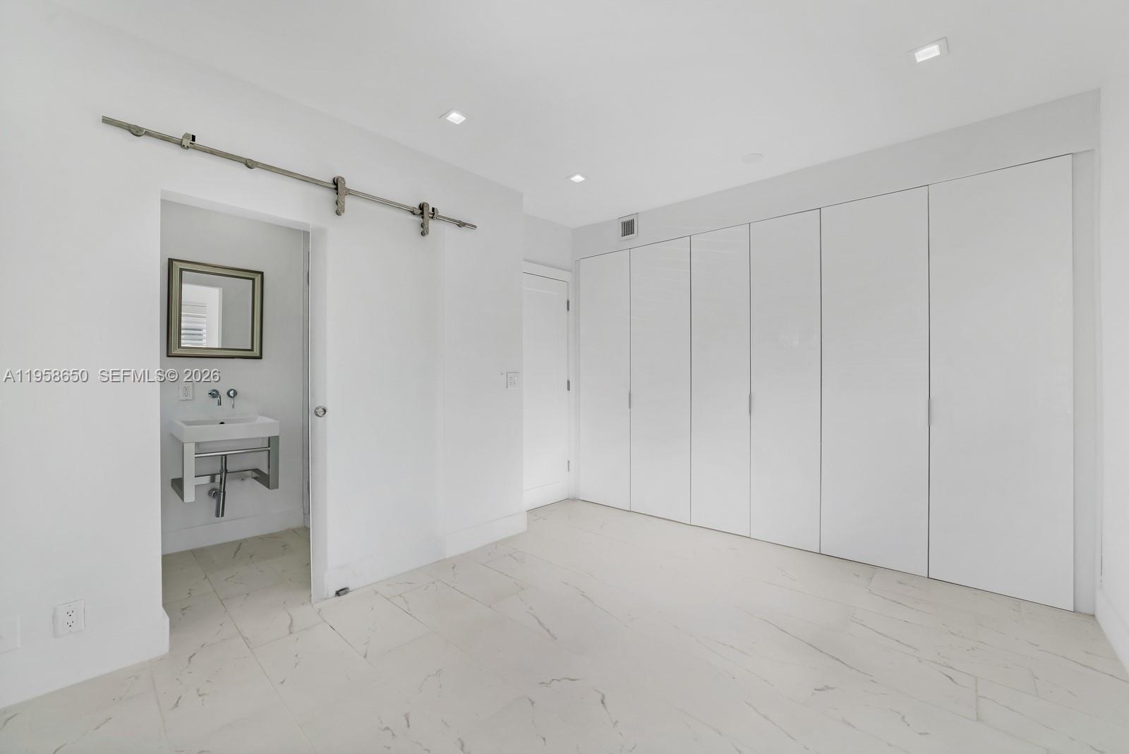 3909 Garden Avenue, Unit 4 Miami Beach, FL 33140 - Photo 10 of 29 a view of an empty room