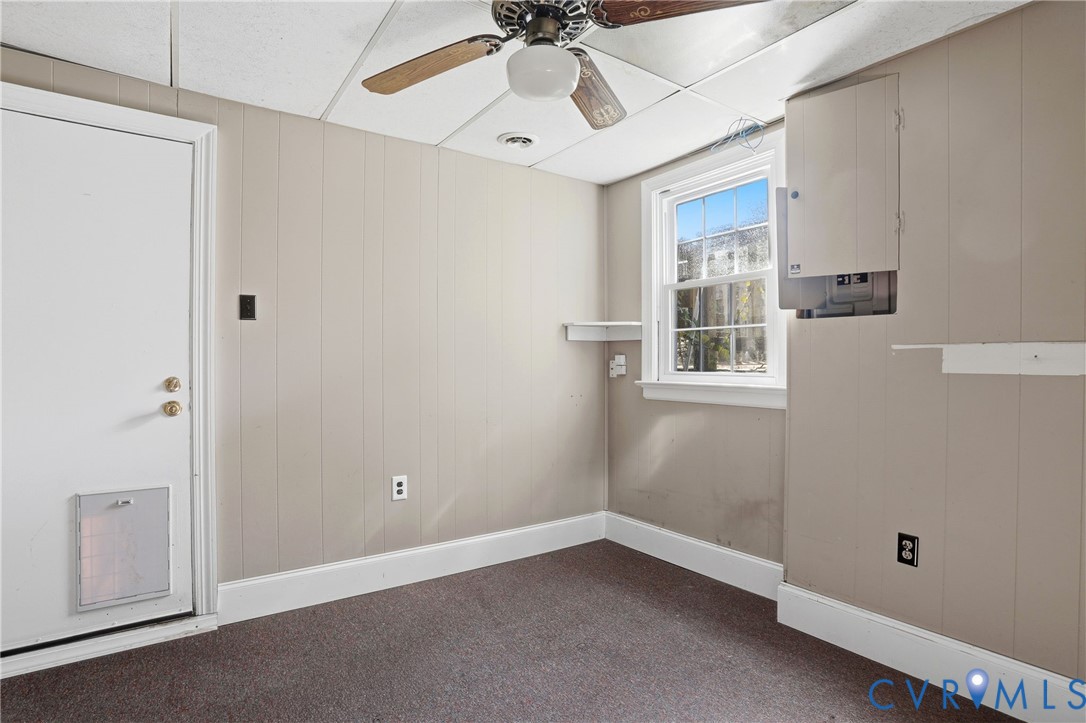 8421 Yolanda Road Henrico, VA 23229 - Photo 9 of 34 a view of an empty room with a window