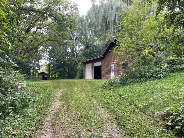 $439,000 | 1200 Main Street West, Carver, MN 55315