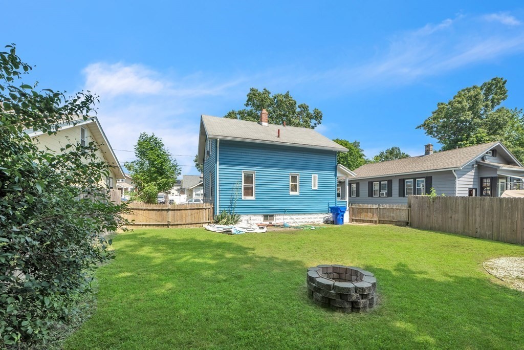 48 Schley Street Springfield, MA 01109 - Photo 39 of 41