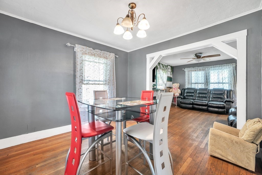 48 Schley Street Springfield, MA 01109 - Photo 9 of 41