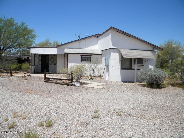 4124 South Aldon Road Tucson, AZ 85735 - Photo 1 of 17