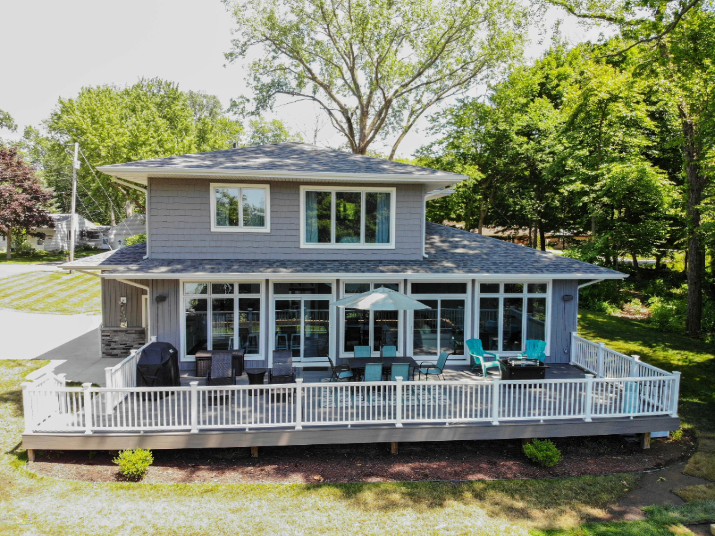 1060 Sylvan Road Benton Harbor, MI 49022 - Photo 34 of 57 1060_Sylvan_Drive_Sunshine_09