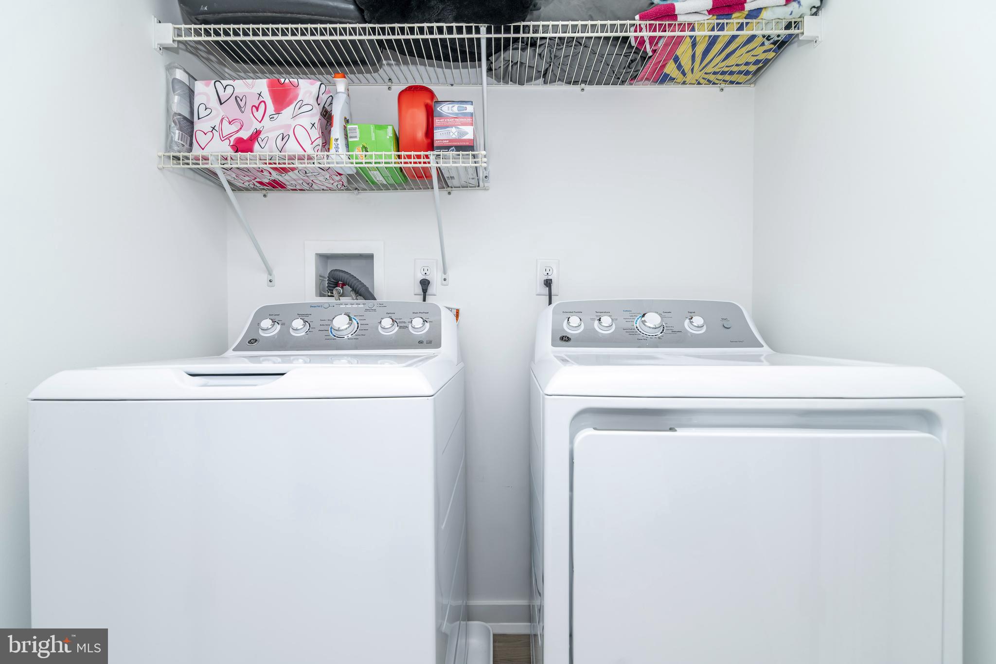 41 Barnes Way Sicklerville, NJ 08081 - Photo 39 of 46 a utility room with dryer and washer