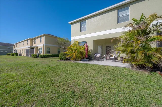 $2,500 | 20319 Starfinder Way, Tampa, FL 33647