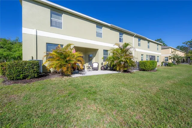 $2,500 | 20319 Starfinder Way, Tampa, FL 33647