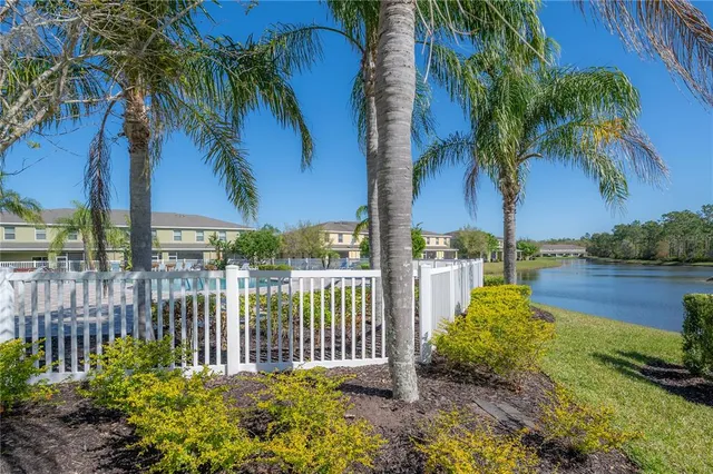 $2,500 | 20319 Starfinder Way, Tampa, FL 33647