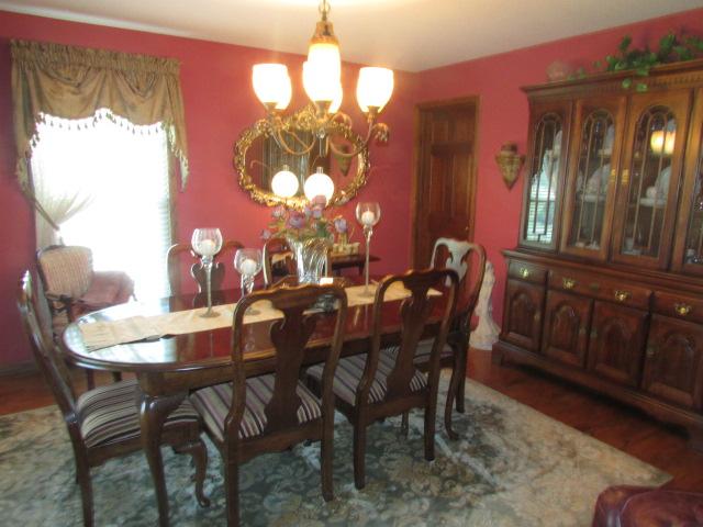 36 Community Road Lawrenceburg, TN 38464 - Photo 8 of 20 Dining Room