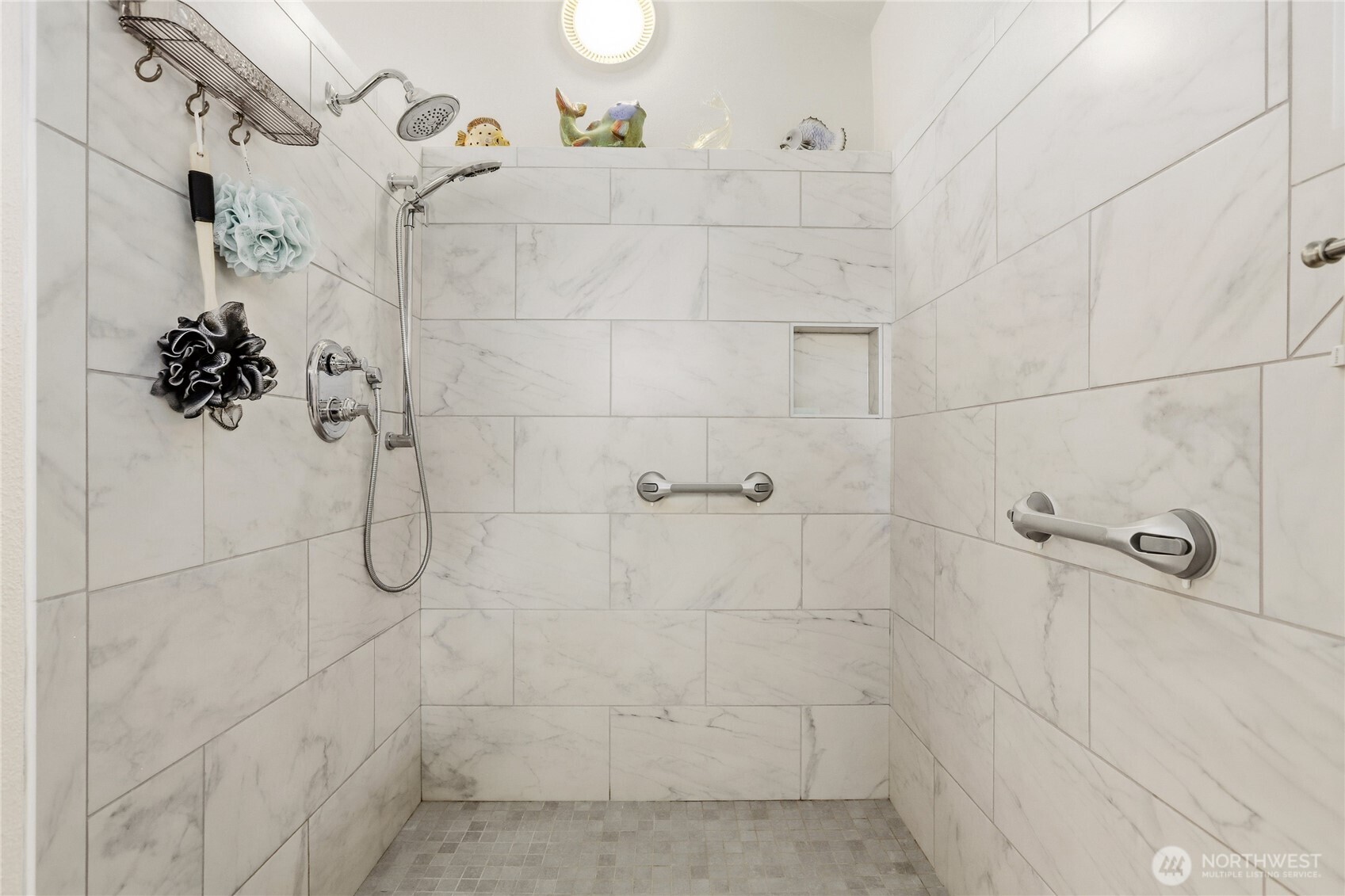 736 Tillamuk Drive La Conner, WA 98257 - Photo 19 of 34