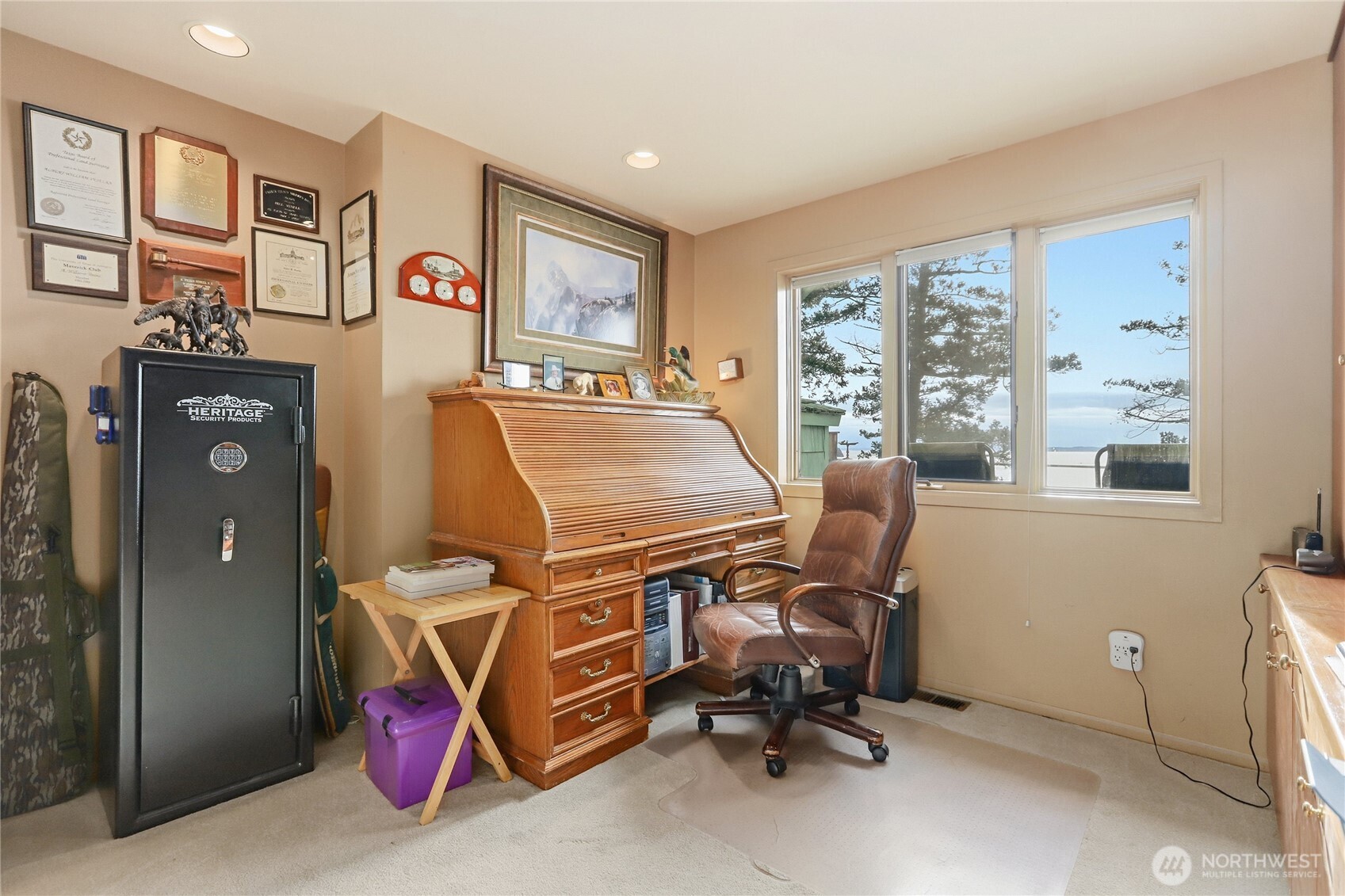 736 Tillamuk Drive La Conner, WA 98257 - Photo 23 of 34 a room with gym equipment and a large window