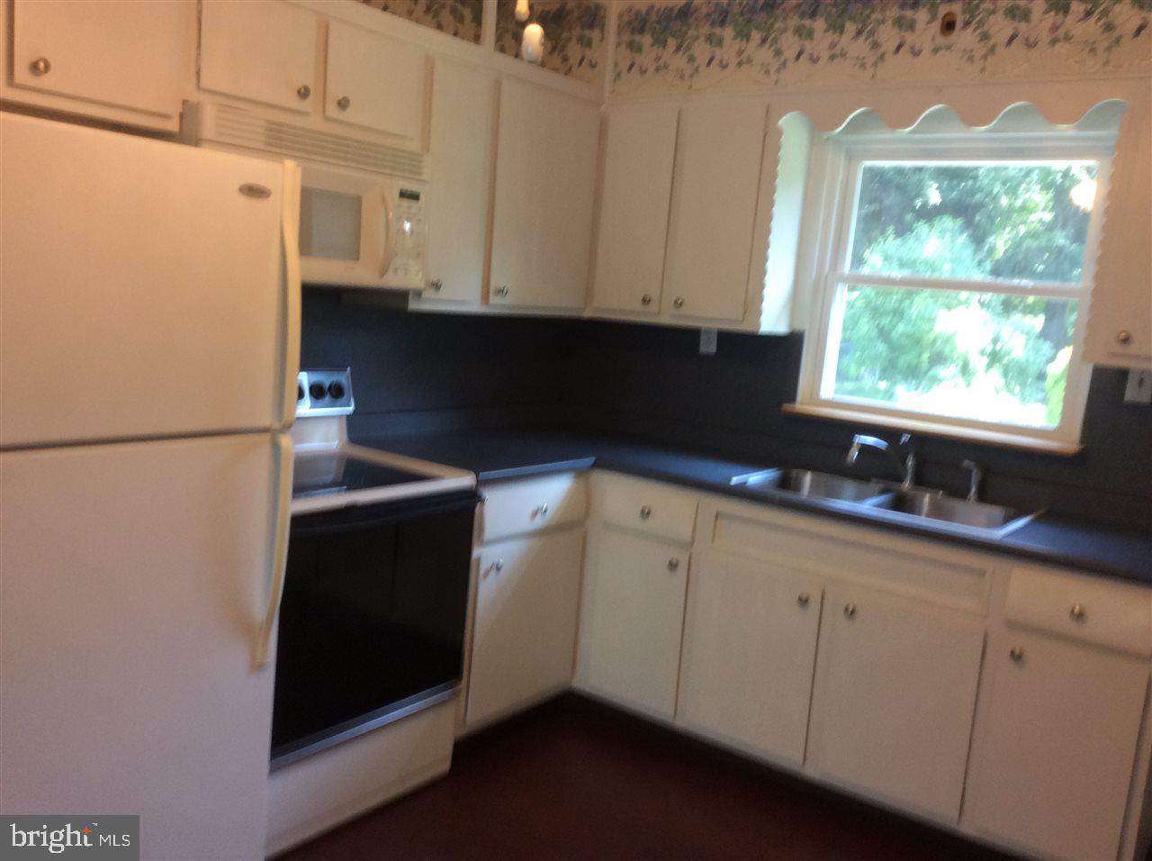 6321 Linglestown Road Harrisburg, PA 17112 - Photo 2 of 22 Gallery Image 2