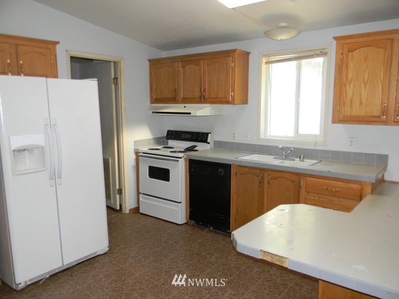 24003 Martin Road Sedro-Woolley, WA 98284 - Photo 3 of 15 Gallery Image 3