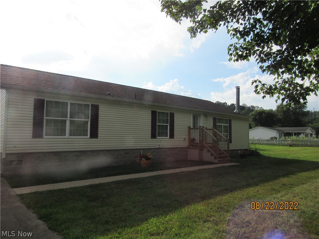 1724 Bridge Street Dresden, OH 43821 - Photo 2 of 22