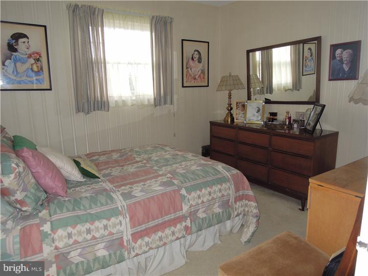 2456 Klockner Road Hamilton, NJ 08690 - Photo 12 of 18 Bedroom 3