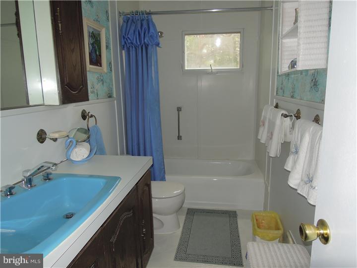 2456 Klockner Road Hamilton, NJ 08690 - Photo 13 of 18 Bathroom