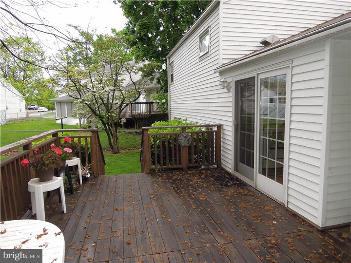 2456 Klockner Road Hamilton, NJ 08690 - Photo 9 of 18 Deck