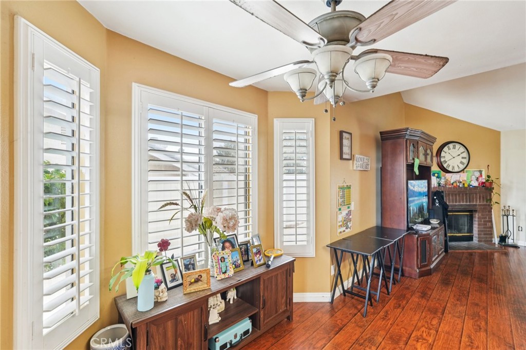 10742 Jeri Drive Riverside, CA 92505 - Photo 8 of 34