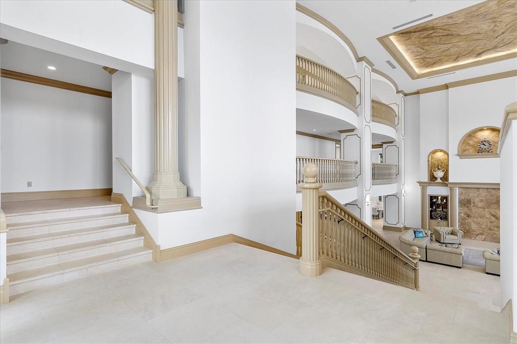 414 Riviera Isle Drive Fort Lauderdale, FL 33301 - Photo 9 of 70 a view of an front door