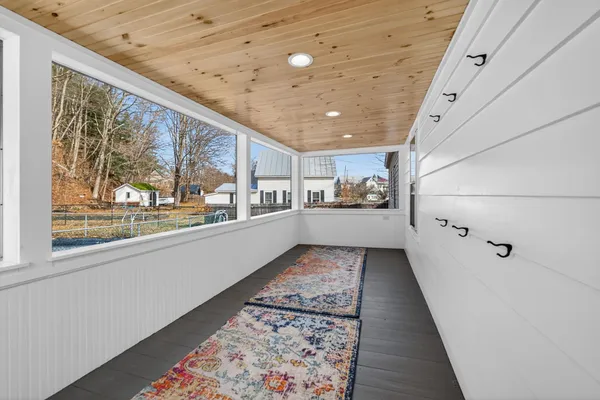$419,000 | 1668 Hartford Avenue, Hartford, VT 05001