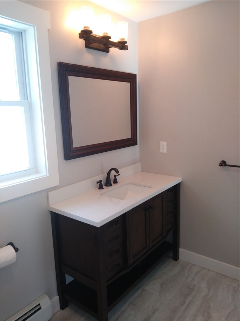 806 Chases Grove Road Derry, NH 03038 - Photo 18 of 20