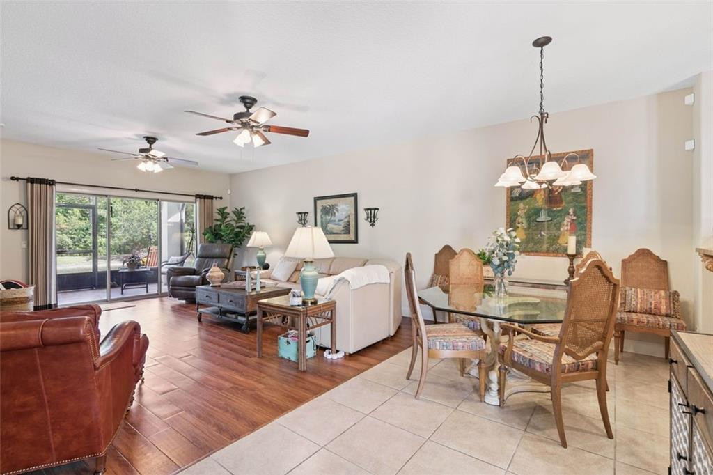 152 Villa Road Brunswick, GA 31525 - Photo 12 of 37 Living Room