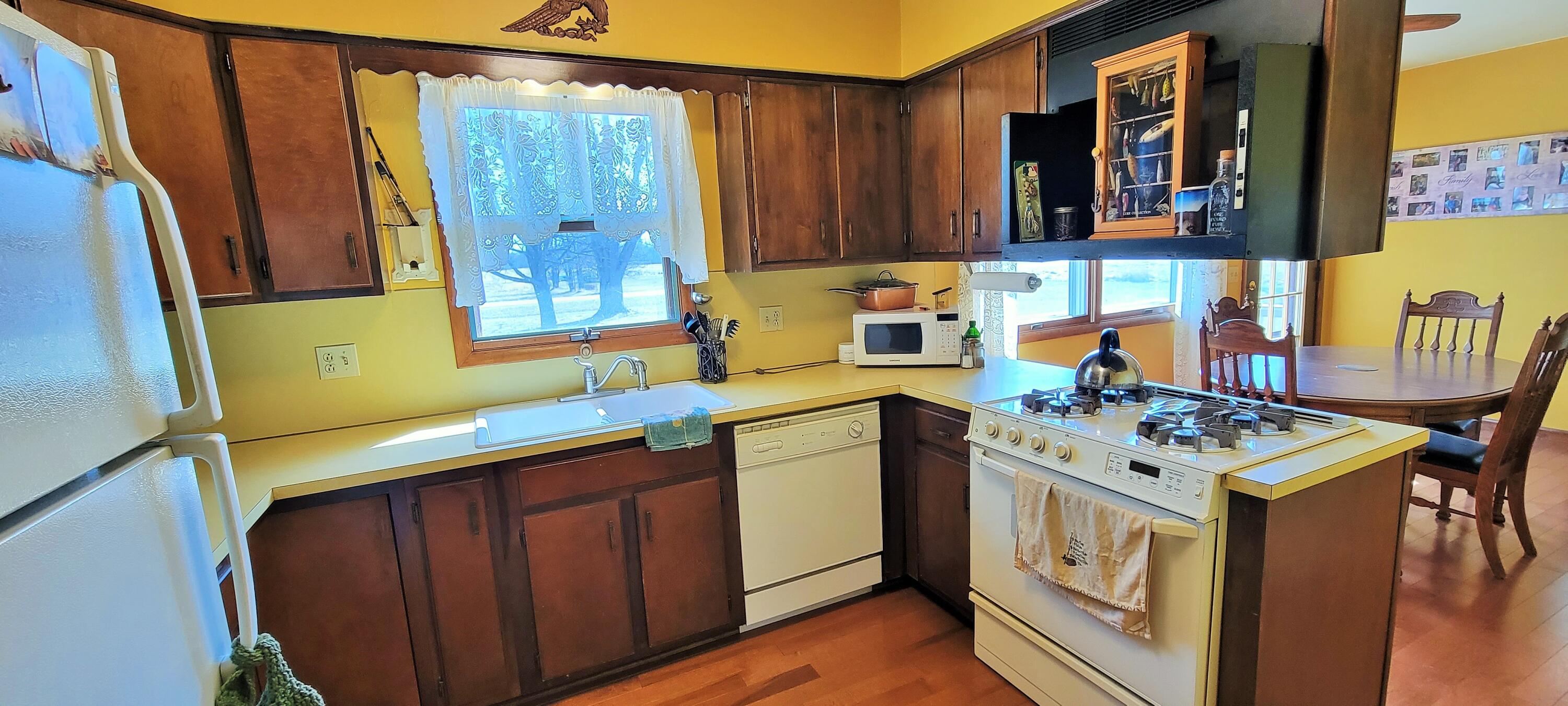 2798 South Ionia Road Bellevue, MI 49021 - Photo 12 of 38 20220329_112738 (2)