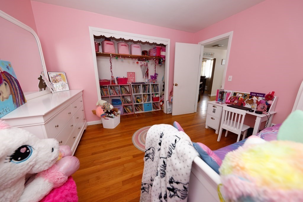 47 Restful Valley Road Tiverton, RI 02878 - Photo 18 of 27 Gallery Image 18