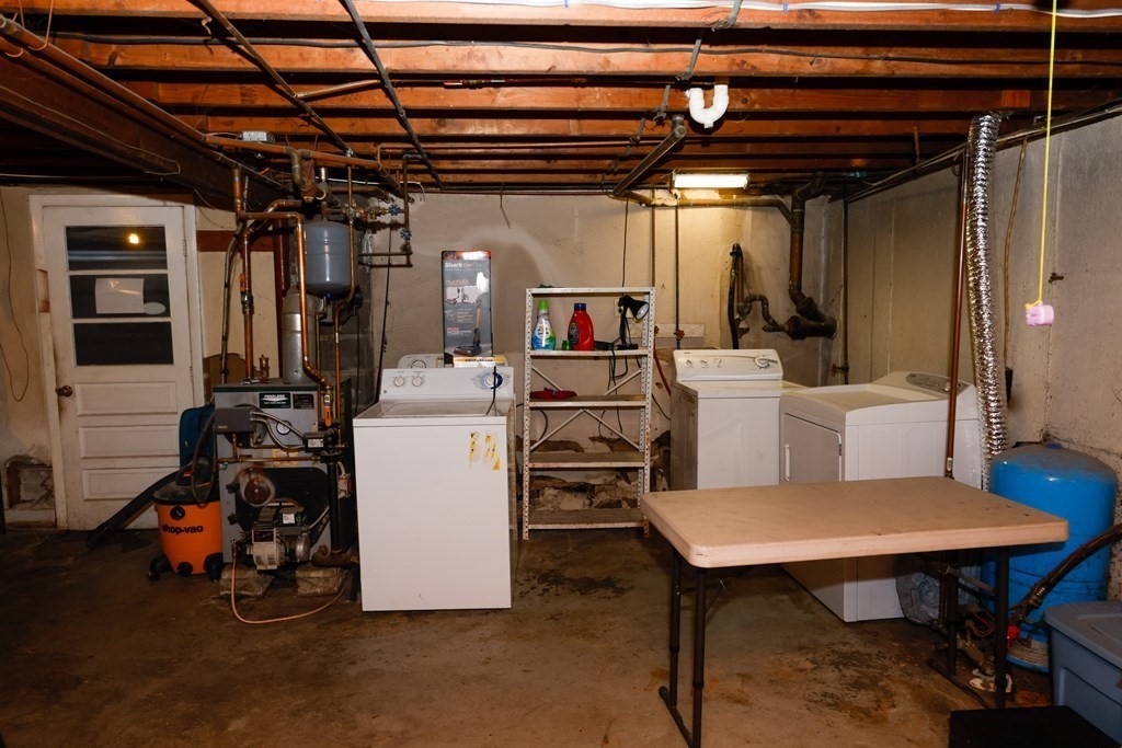 47 Restful Valley Road Tiverton, RI 02878 - Photo 22 of 27 Gallery Image 22