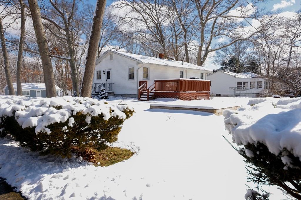 47 Restful Valley Road Tiverton, RI 02878 - Photo 4 of 27 Gallery Image 4