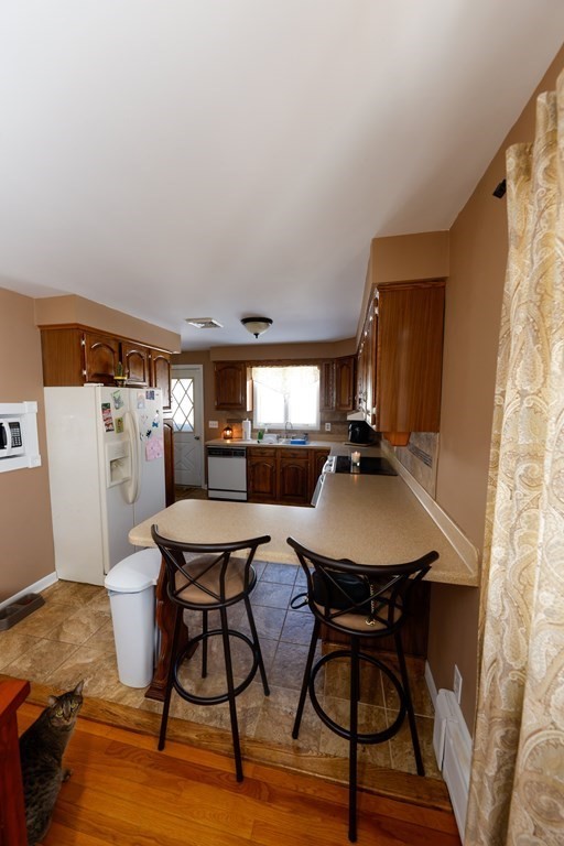 47 Restful Valley Road Tiverton, RI 02878 - Photo 7 of 27 Gallery Image 7