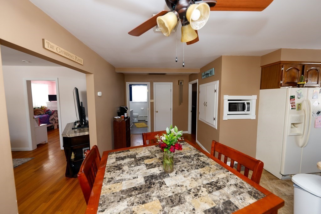 47 Restful Valley Road Tiverton, RI 02878 - Photo 10 of 27 Gallery Image 10