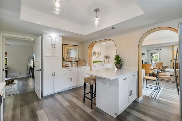 $3,200 | 1411 East Henry Avenue, Tampa, FL 33604