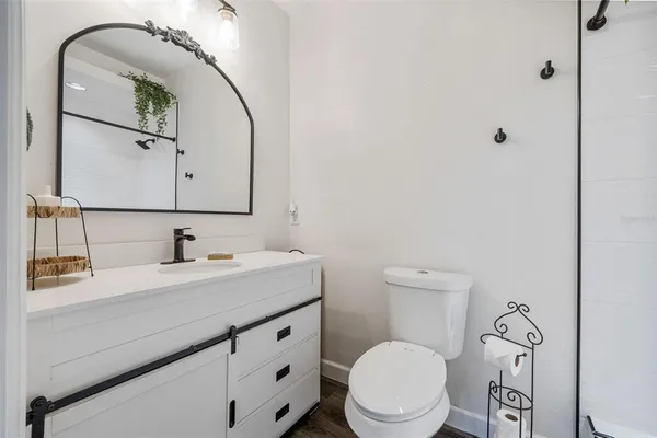 $3,200 | 1411 East Henry Avenue, Tampa, FL 33604