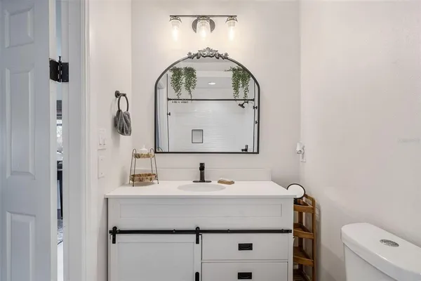 $3,200 | 1411 East Henry Avenue, Tampa, FL 33604