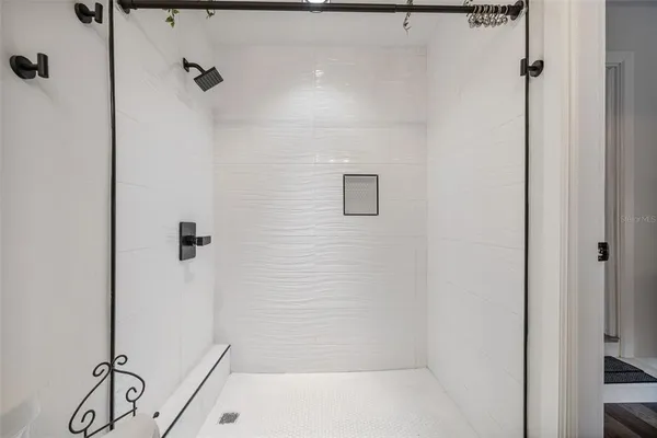 $3,200 | 1411 East Henry Avenue, Tampa, FL 33604