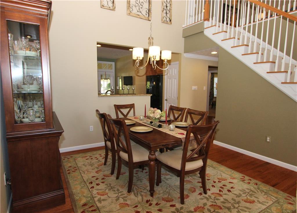 High ceilings and neutral paint keeps this room bright and airy!