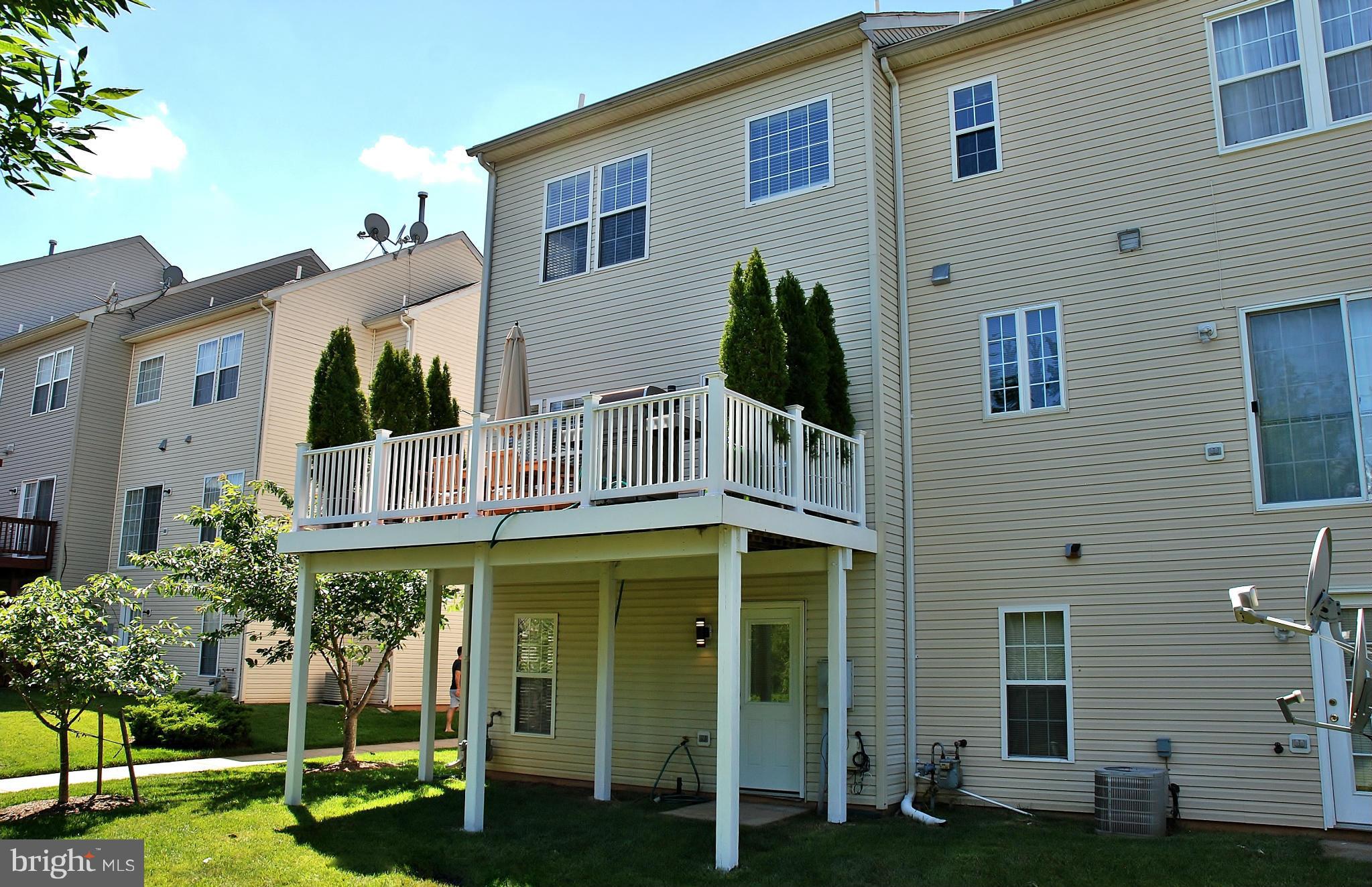14038 Rockingham Road Germantown, MD 20874 - Photo 14 of 15 Exterior (Rear)