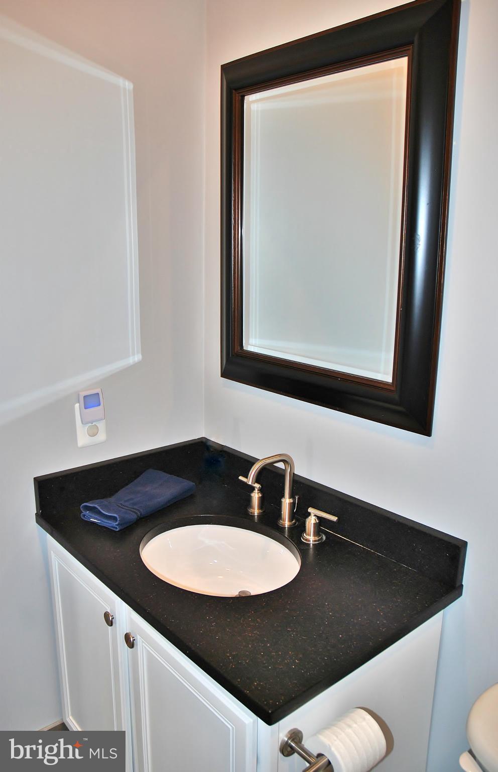 14038 Rockingham Road Germantown, MD 20874 - Photo 9 of 15 Bath