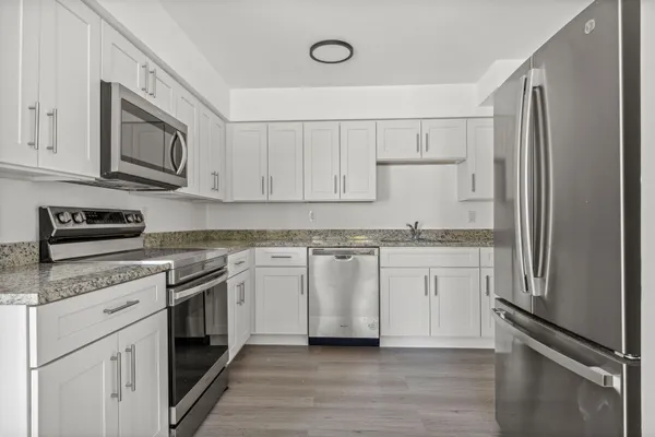 $2,800 | 230 Southwest 13th Avenue, Delray Beach, FL 33444